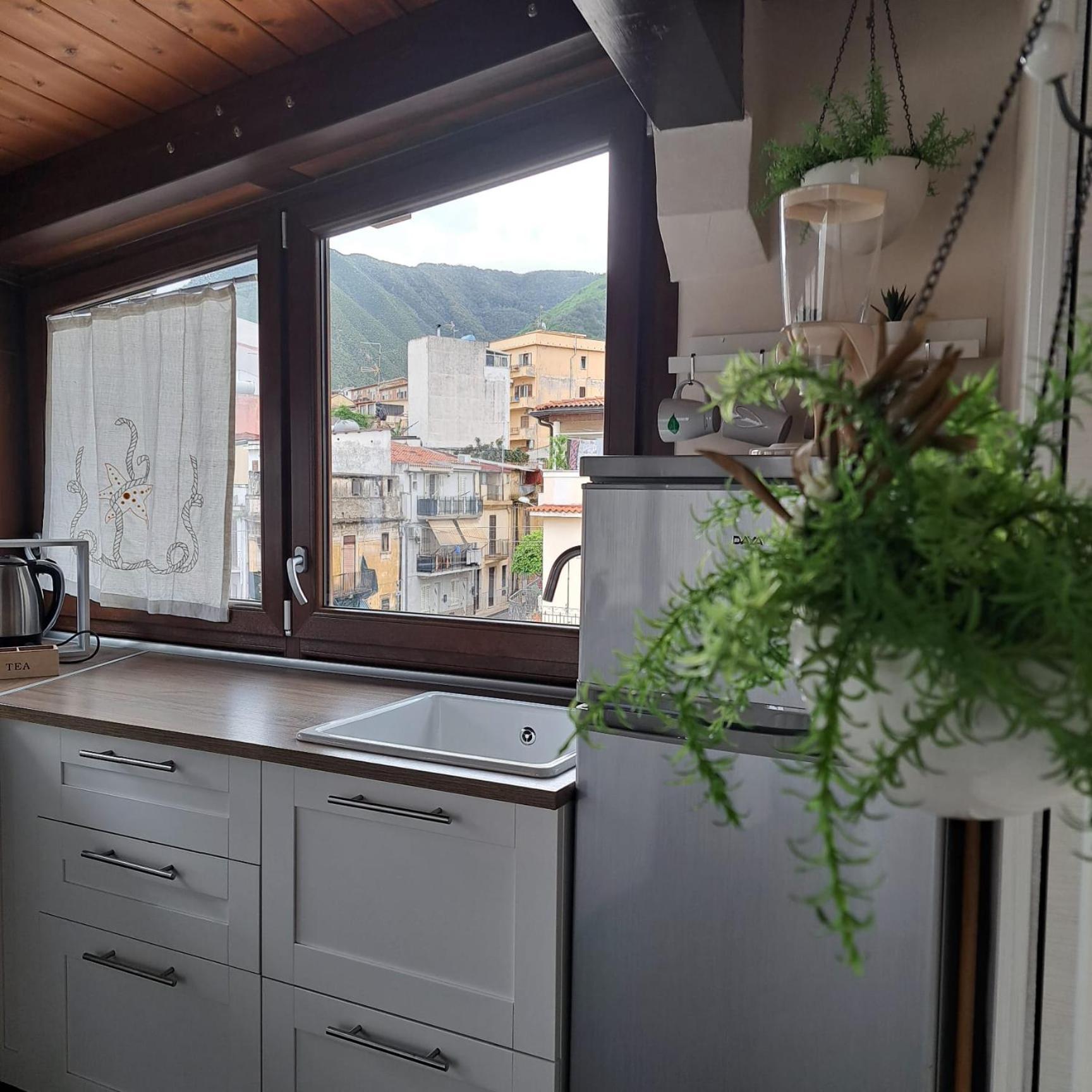 Il Ritratto Casa Vacanza 希拉 外观 照片