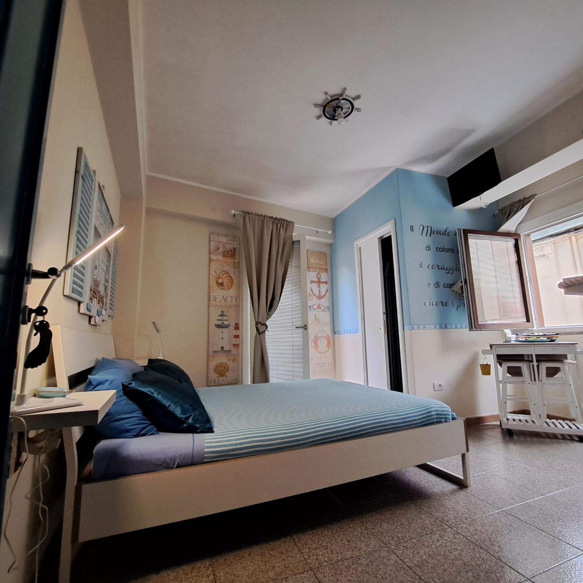 Il Ritratto Casa Vacanza 希拉 外观 照片