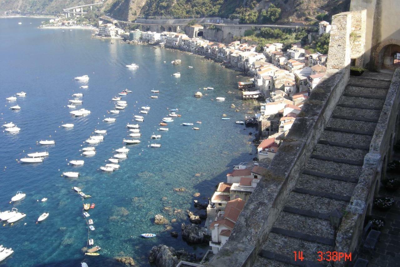 Il Ritratto Casa Vacanza 希拉 外观 照片